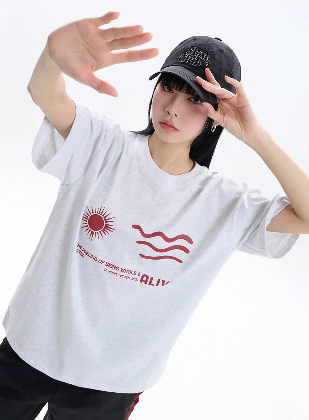 ALIVE Oversized T-Shirt IF413