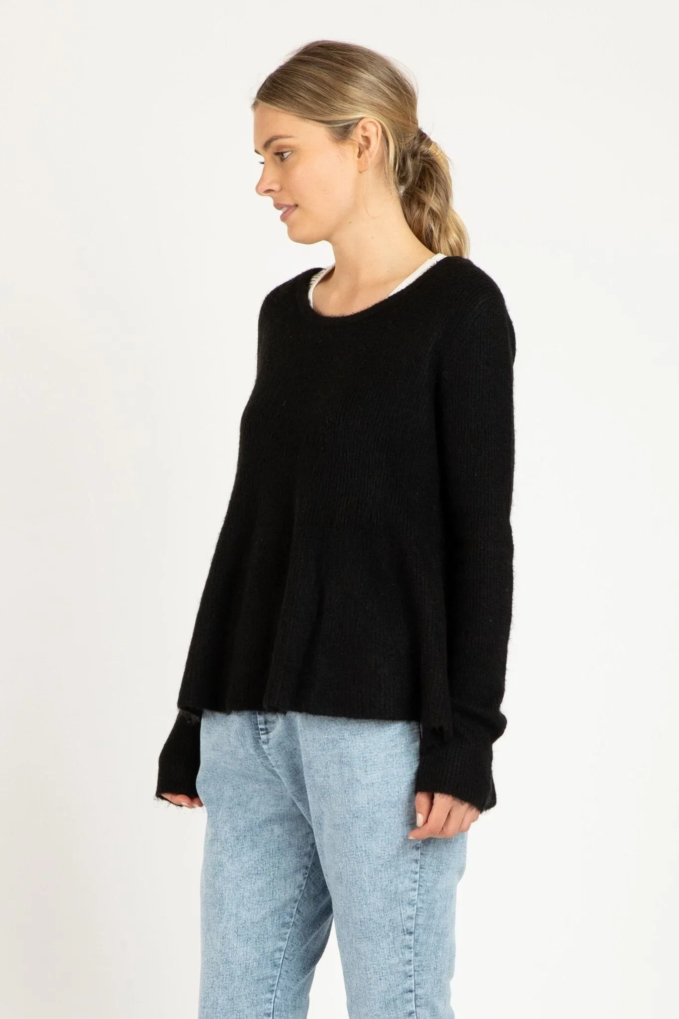 Betty Basics Lexi Knit Jumper in Black