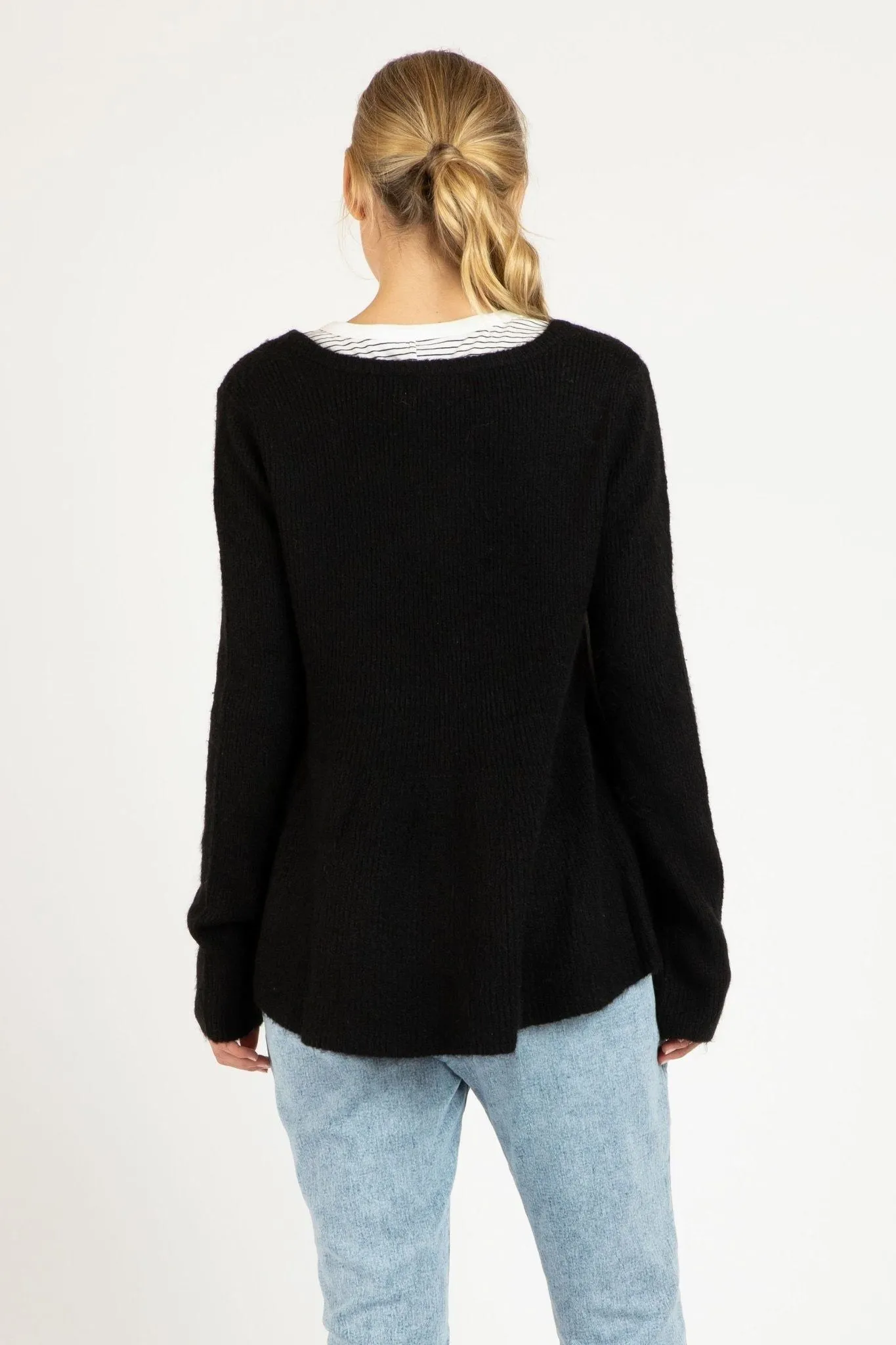 Betty Basics Lexi Knit Jumper in Black