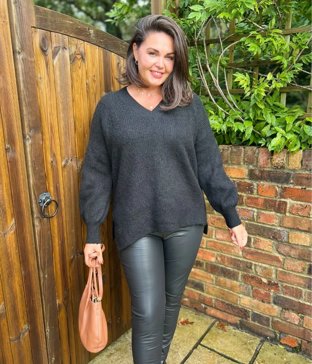 Black Ribbed V Neck Jumper