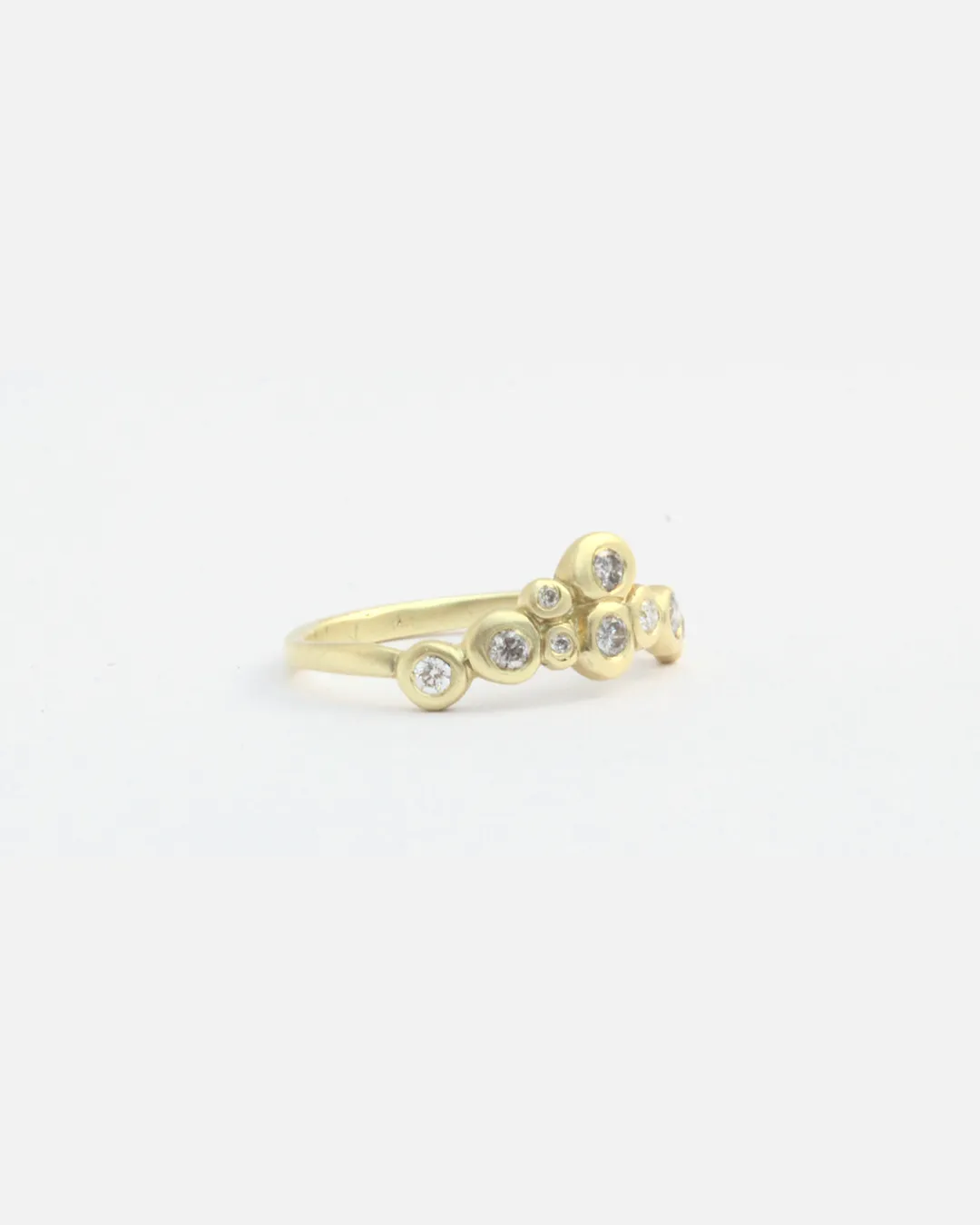 Bubble 8 / Grey and White Diamond Ring