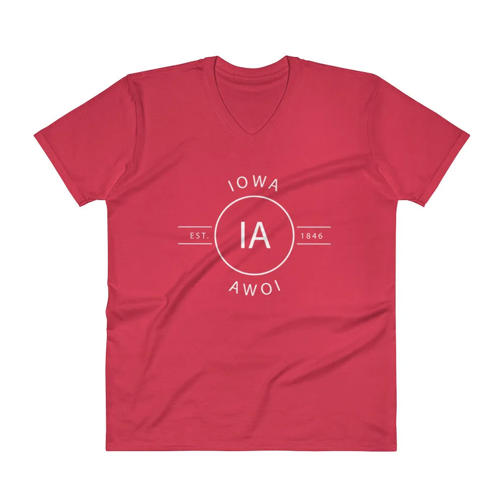 Iowa - V-Neck T-Shirt - Reflections