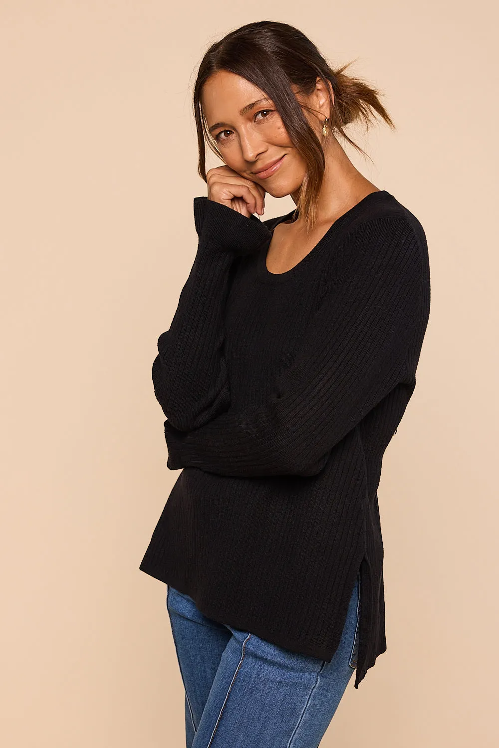 Long Sleeve Knitted Top in Black