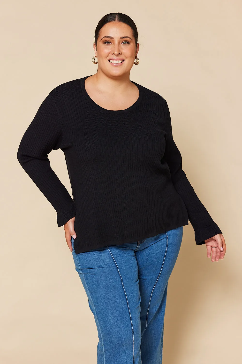 Long Sleeve Knitted Top in Black