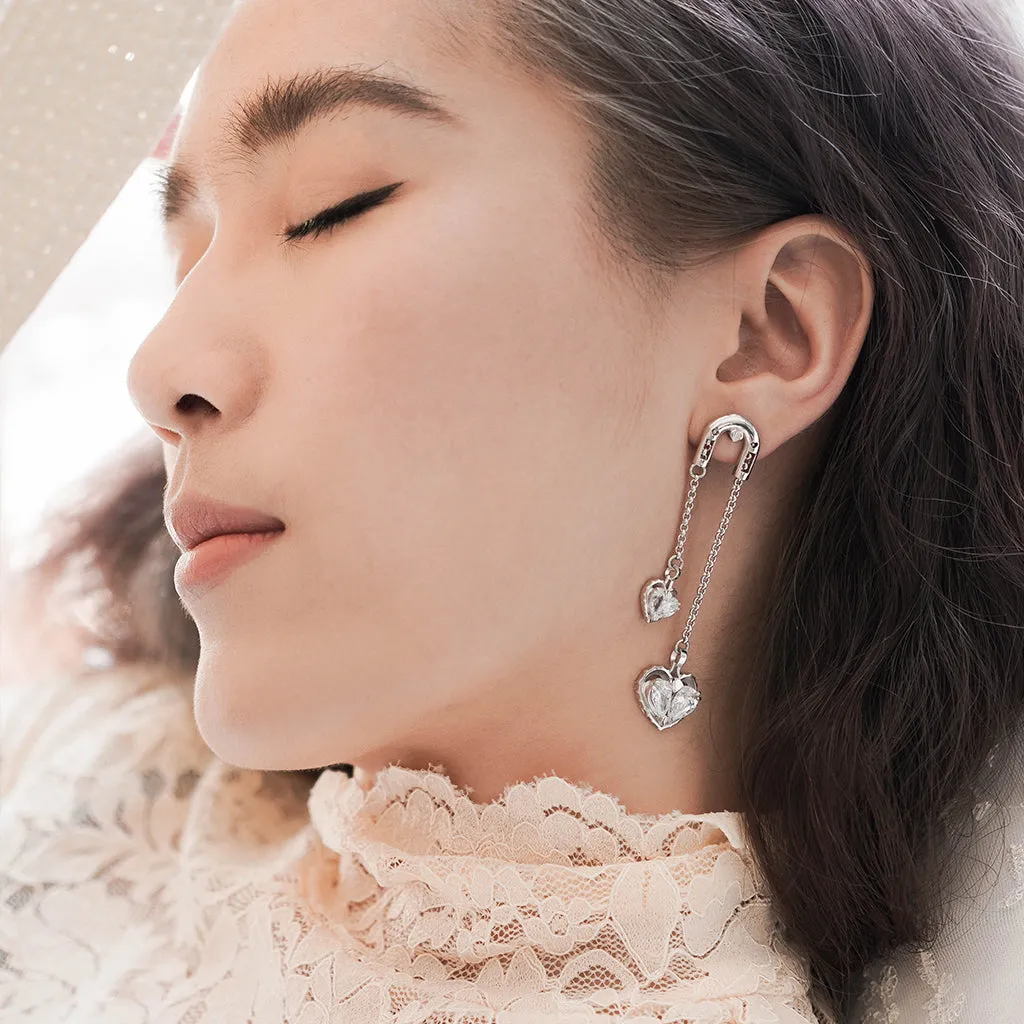 Love Song Long Earrings [White gems]