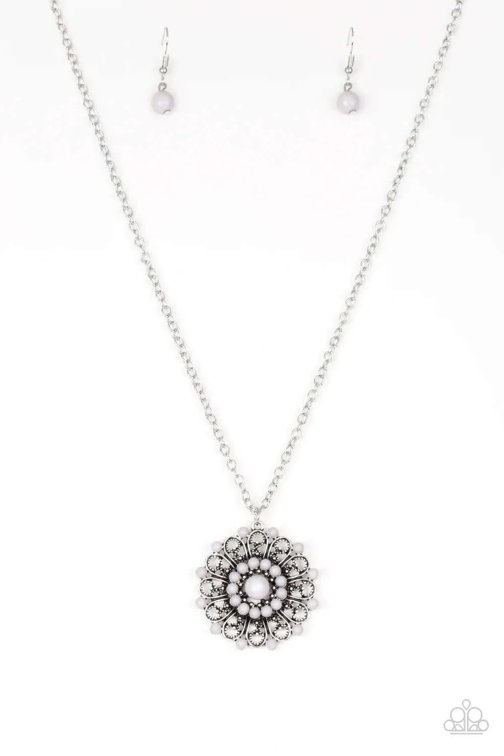 Paparazzi Accessories  - Boho Bonanza #N881 Peg - Silver Necklace