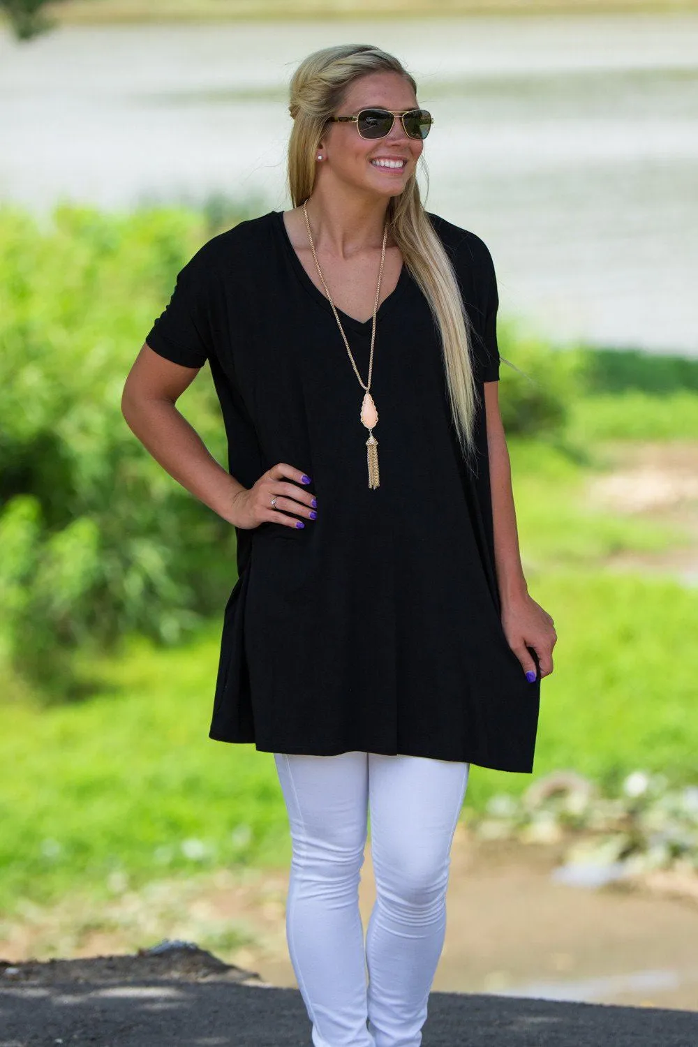 Short Sleeve V-Neck Piko Tunic - Black